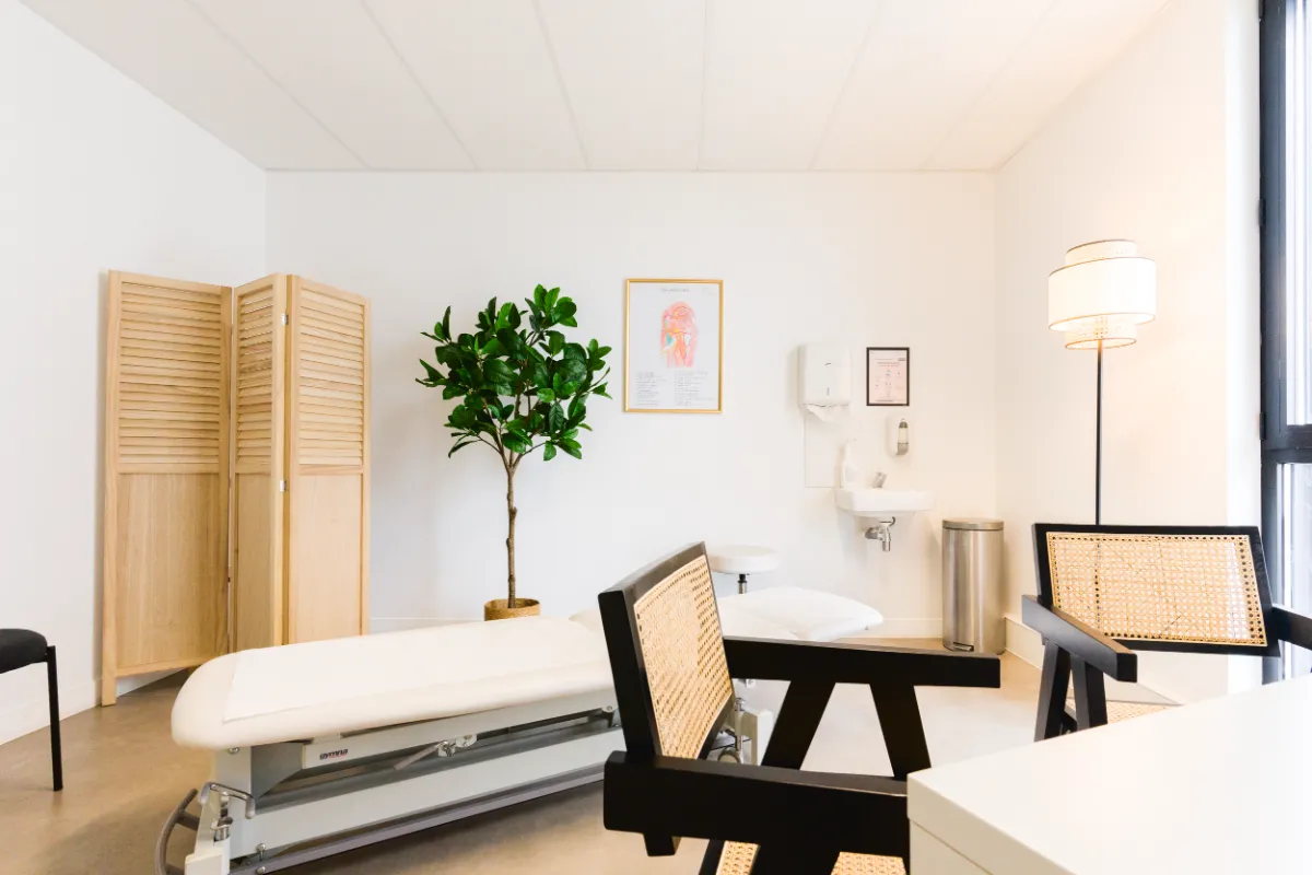 Salle de consultation cabinet osteopathie